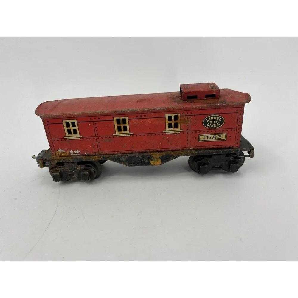 Lionel 1682 Pre-war Tin Caboose USA Made Model Railroad Car